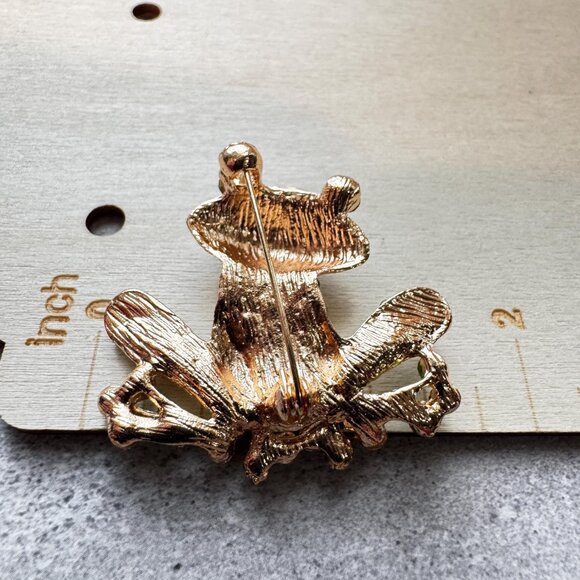 Frog Brooch Enamel Rhinestone Green Gold Tone Animal Pin Statement Jewelry - Picture 6 of 6